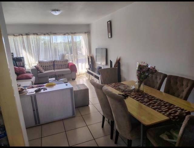 2 BEDROOM APARTMENT FOR SALE IN FERNDALE